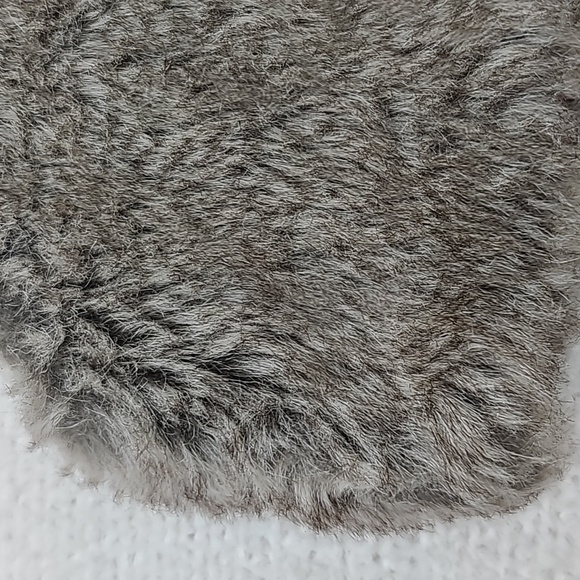 TJ Maxx Reversible Faux Fur Open Front Vest Jacket in Tan/Pink - Picture 16 of 17